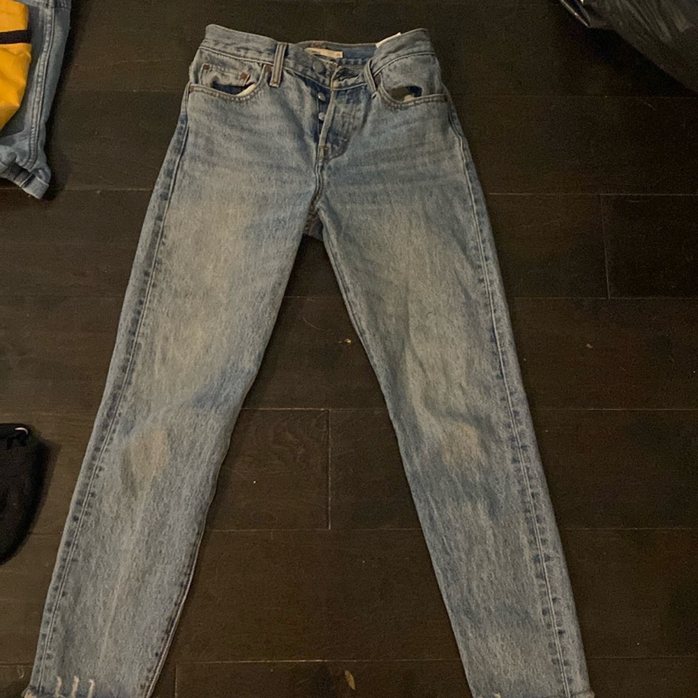 Levi’s light wedgie vintage straight leg jeans